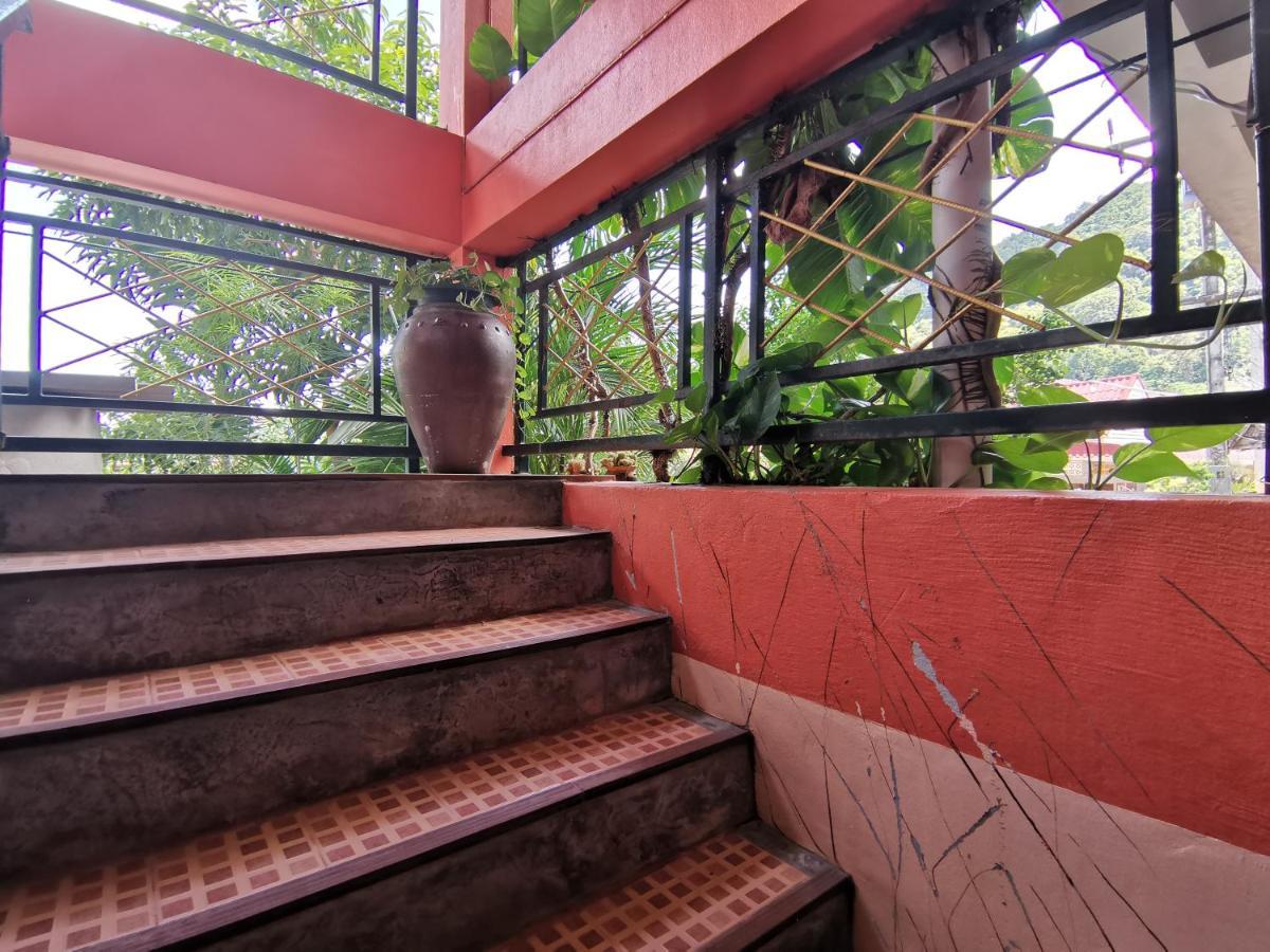 Baan Por Jai Hotel Ko Lanta Exterior foto